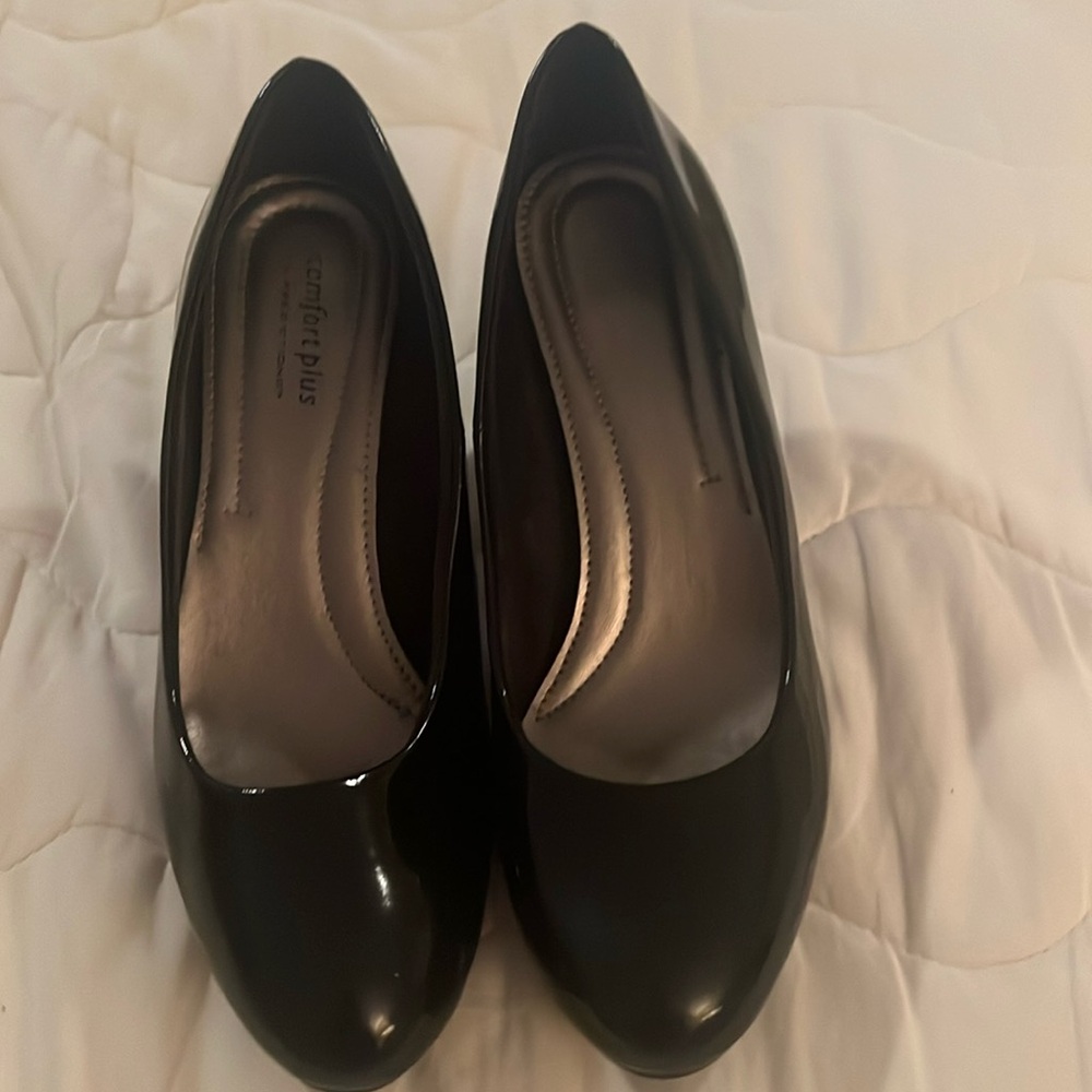 Patent Leather Comfort Plus, by predictions.